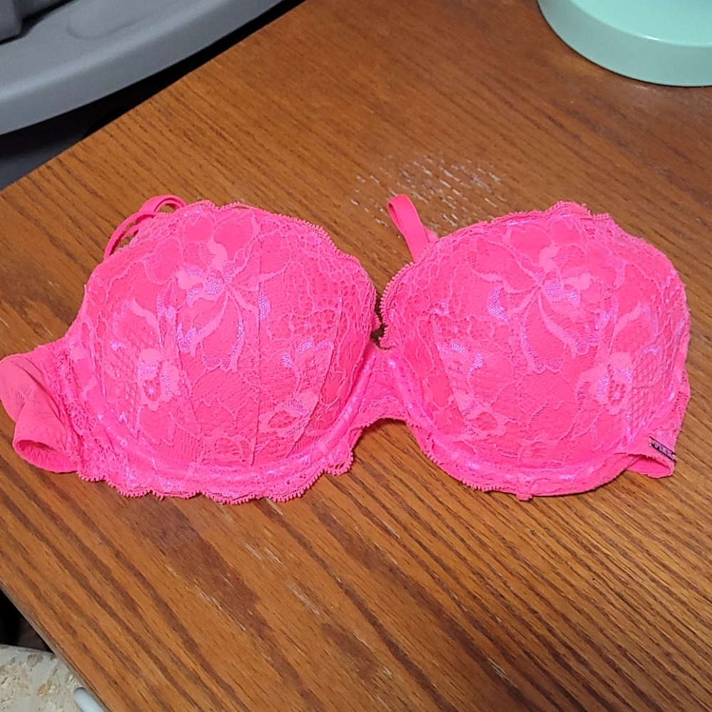 Victoria's Secret Pink Push up bra